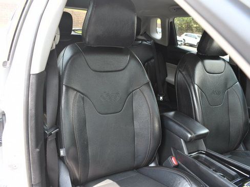 Used 2022 Jeep Compass Limited AWD/4WD image 26