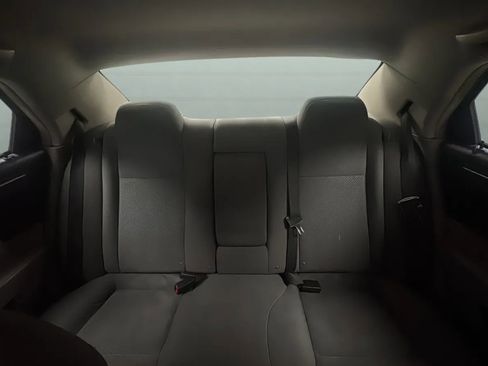 Used 2007 Chrysler 300 RWD image 17