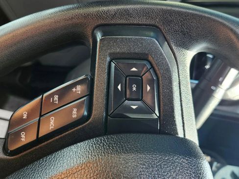 Used 2017 Ford F150 XLT w/ XTR Package image 29