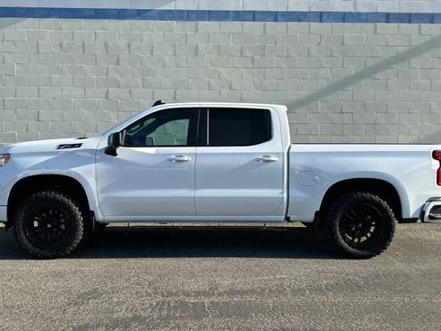 Used 2024 Chevrolet Silverado 1500 RST AWD/4WD image 7