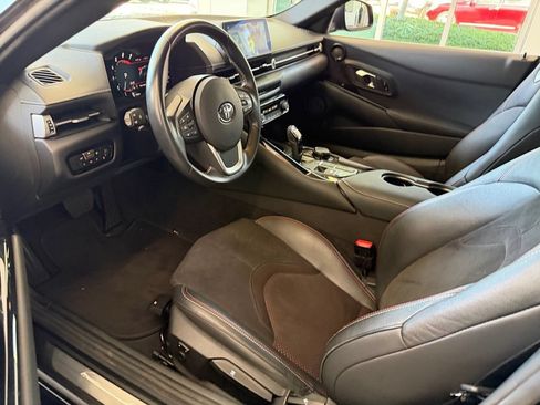 Used 2024 Toyota Supra RWD image 11