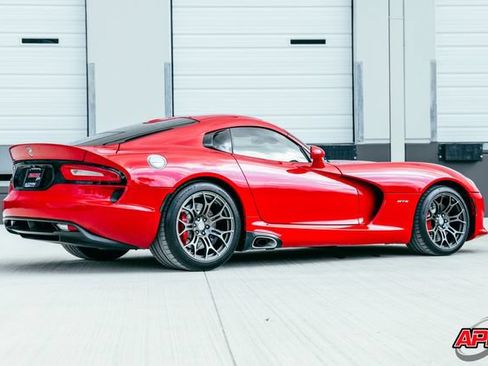 Used 2014 SRT Viper GTS w/ GTS Laguna Interior Package RWD image 3
