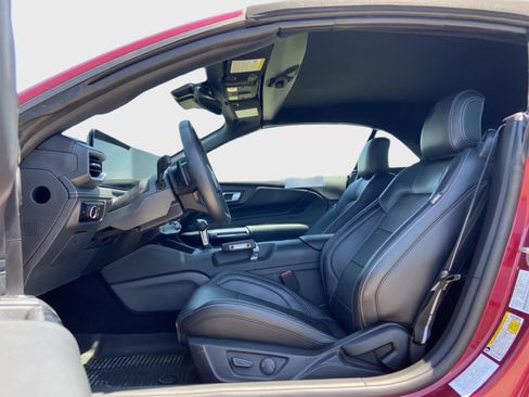 Used 2025 Ford Mustang GT Premium w/ GT Performance Package RWD image 12