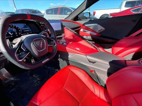 Used 2024 Chevrolet Corvette Z06 image 9
