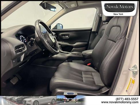 Used 2024 Honda HR-V EX-L image 16
