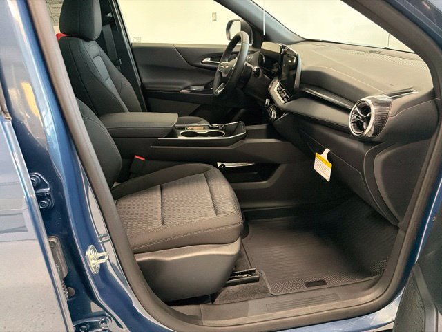 New 2027 Chevrolet Equinox LT AWD/4WD image 22