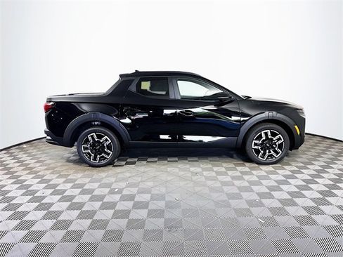 New 2025 Hyundai Santa Cruz Limited image 9