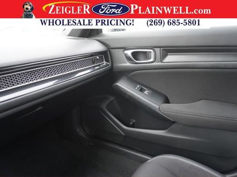 Used 2024 Honda Civic Sport image 28