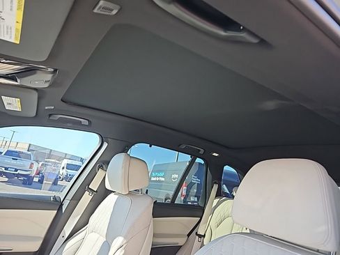 Used 2024 BMW X5 xDrive40i w/ M Sport Package image 16