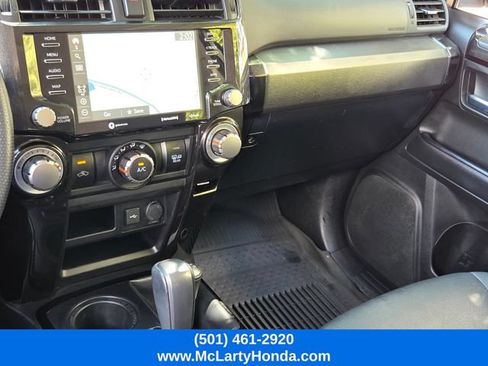Used 2021 Toyota 4Runner Venture w/ Moonroof Package AWD/4WD image 28