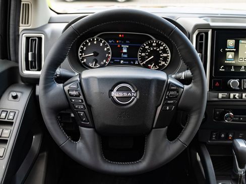 New 2026 Nissan Frontier SV w/ SV Convenience Package AWD/4WD image 13