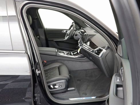 New 2026 BMW X7 xDrive40i w/ M Sport Package AWD/4WD image 20