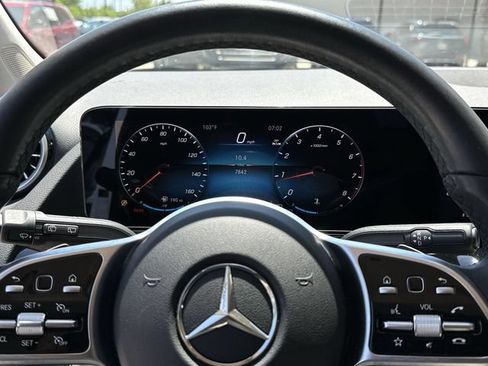 Used 2023 Mercedes-Benz GLA 250 4MATIC w/ Premium Package image 22