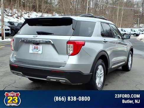 Used 2020 Ford Explorer XLT w/ Equipment Group 202A image 8