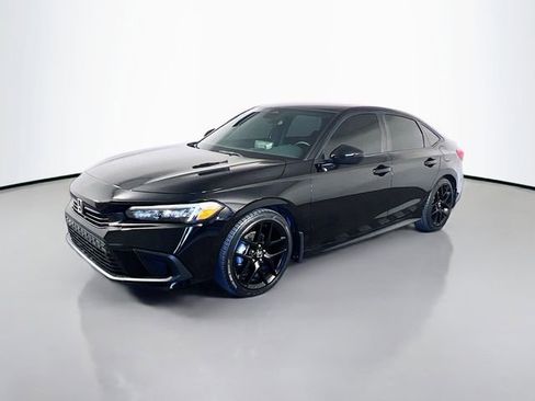 Used 2024 Honda Civic Sport image 4