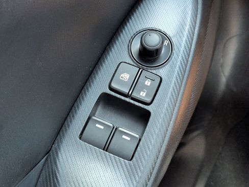 Used 2016 MAZDA MX-5 Miata Sport image 19