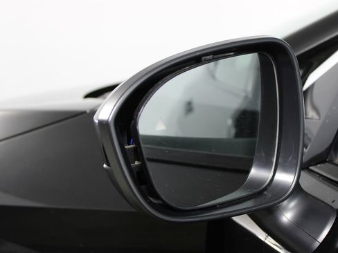 Used 2024 Nissan Ariya FWD image 21