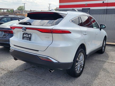 Used 2023 Toyota Venza XLE AWD/4WD image 34