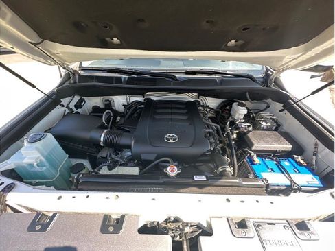 Used 2019 Toyota Tundra SR5 w/ TRD Sport Package AWD/4WD image 32