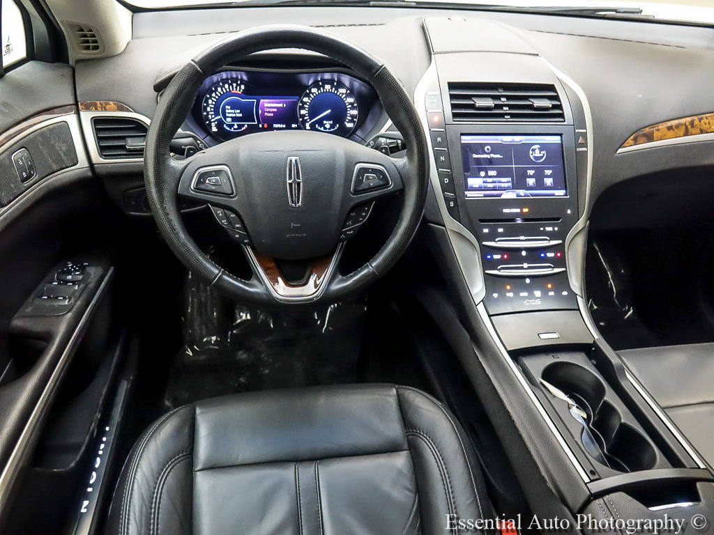 Used 2013 Lincoln MKZ FWD image 12