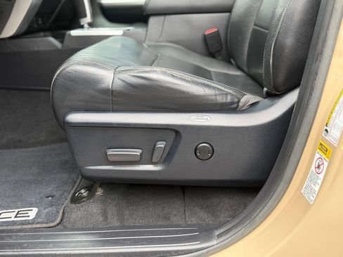 Used 2017 Toyota Tundra Limited w/ Limited Premium Package image 89