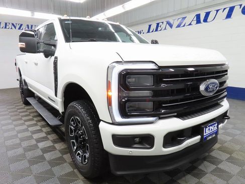 Used 2025 Ford F250 Platinum image 3