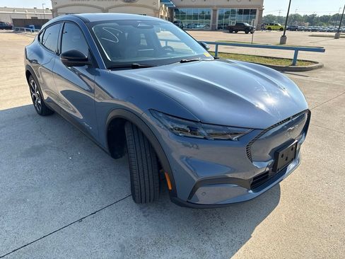 Used 2024 Ford Mustang Mach-E Select RWD image 18