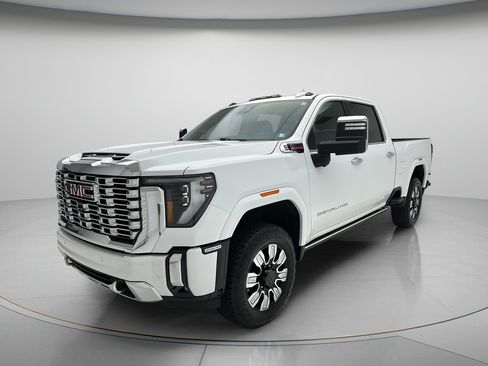 Used 2024 GMC Sierra 2500 Denali w/ Denali Reserve Package AWD/4WD image 3