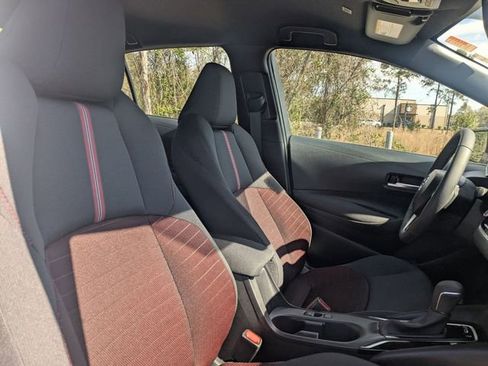 Used 2026 Toyota Corolla SE image 35