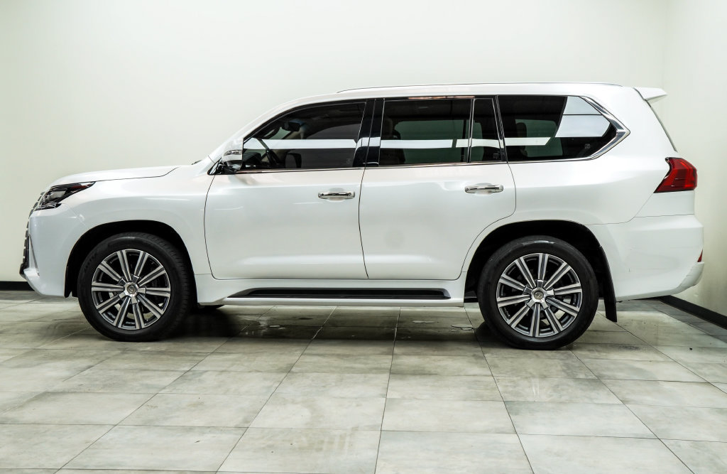 Used 2018 Lexus LX 570 4WD image 10
