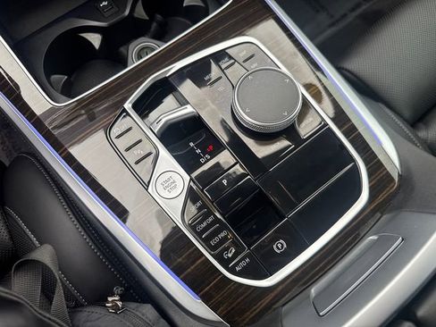 Used 2024 BMW X5 xDrive40i w/ Parking Assistance Package image 40