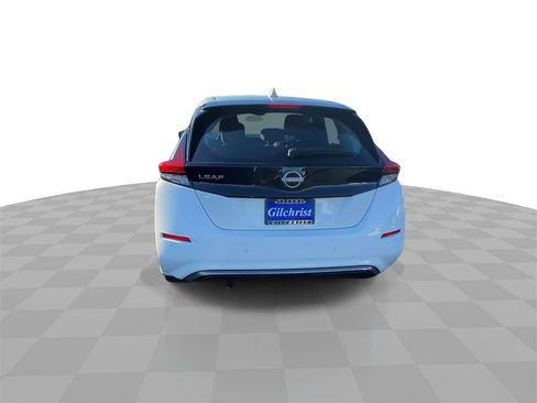 Used 2023 Nissan Leaf S image 7
