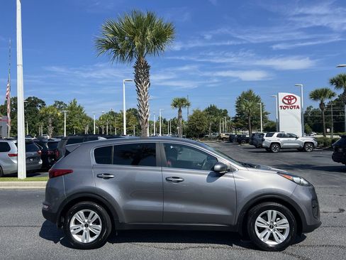Used 2017 Kia Sportage LX FWD image 11