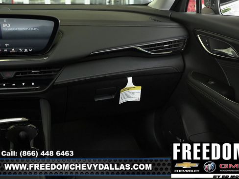 New 2025 Buick Envision Preferred image 36