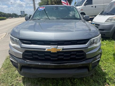 Used 2022 Chevrolet Colorado LT w/ Safety Package RWD image 8