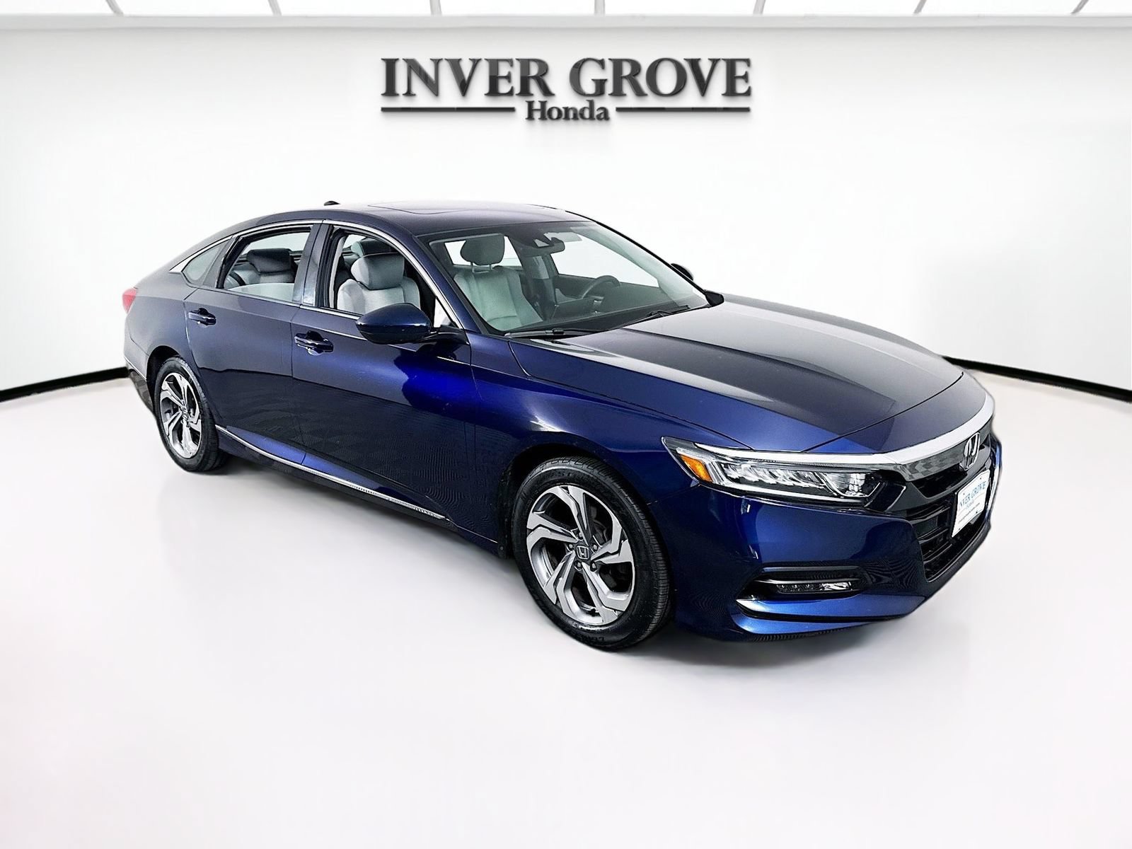 Used 2018 Honda Accord EX image 3