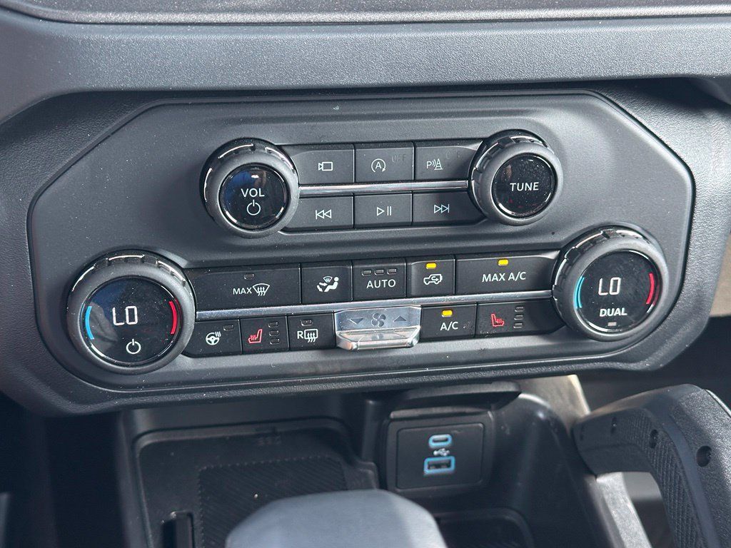 Used 2025 Ford Bronco Raptor AWD/4WD image 34