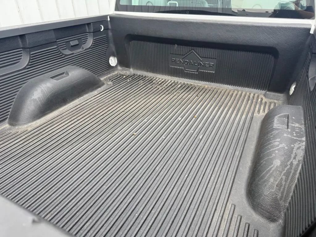 Used 2017 GMC Sierra 1500 4x4 Crew Cab image 9