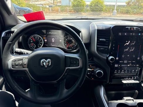 Used 2023 RAM 1500 Big Horn AWD/4WD image 7