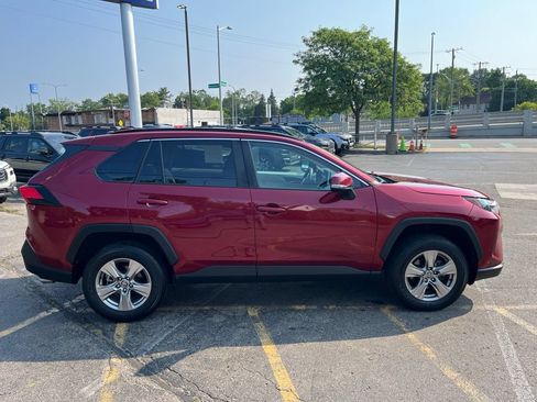Used 2023 Toyota RAV4 XLE w/ Convenience Package AWD/4WD image 4