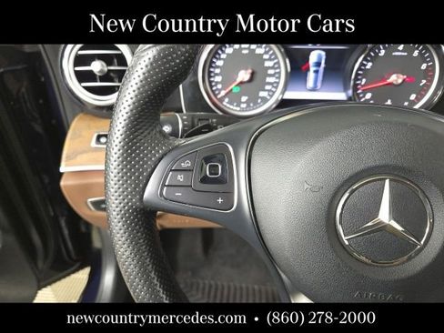 Certified 2017 Mercedes-Benz E 400 4MATIC Wagon image 20