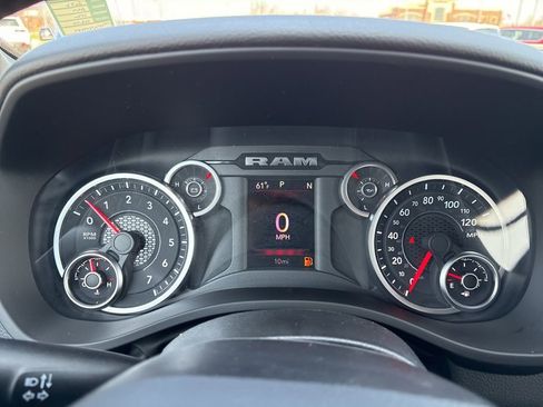 New 2026 RAM 1500 4x4 Crew Cab image 17