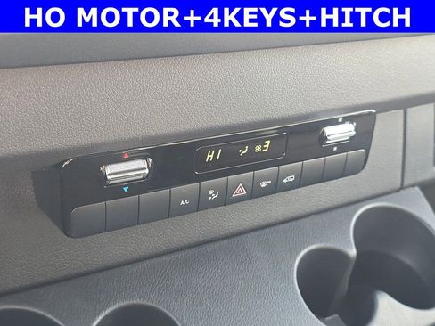 New 2025 Mercedes-Benz Sprinter 2500 image 25