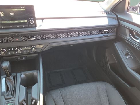 Used 2024 Honda Accord EX image 14