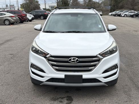 Used 2017 Hyundai Tucson Limited image 8