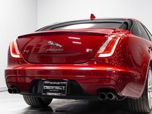 Used 2016 Jaguar XJ R image 70