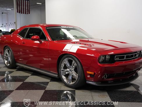 Used 2010 Dodge Challenger R/T w/ Sound Group image 16