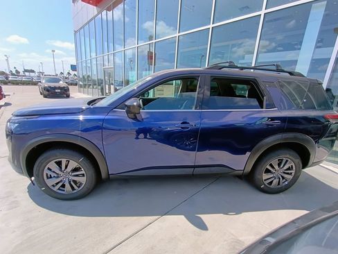 New 2026 Nissan Pathfinder SV image 3