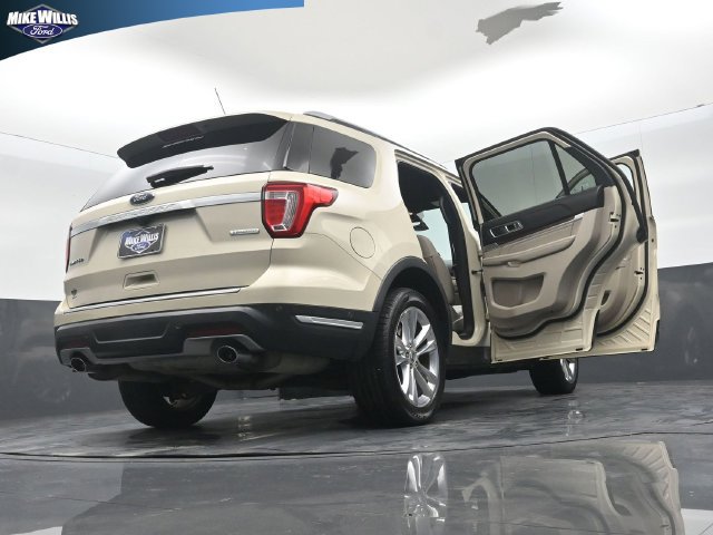 Used 2018 Ford Explorer Limited w/ Equipment Group 301A FWD image 29