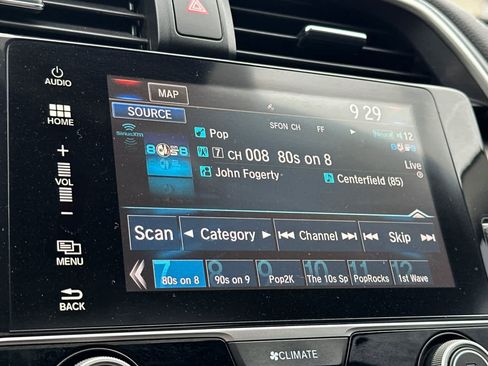 Used 2018 Honda Civic Touring image 17